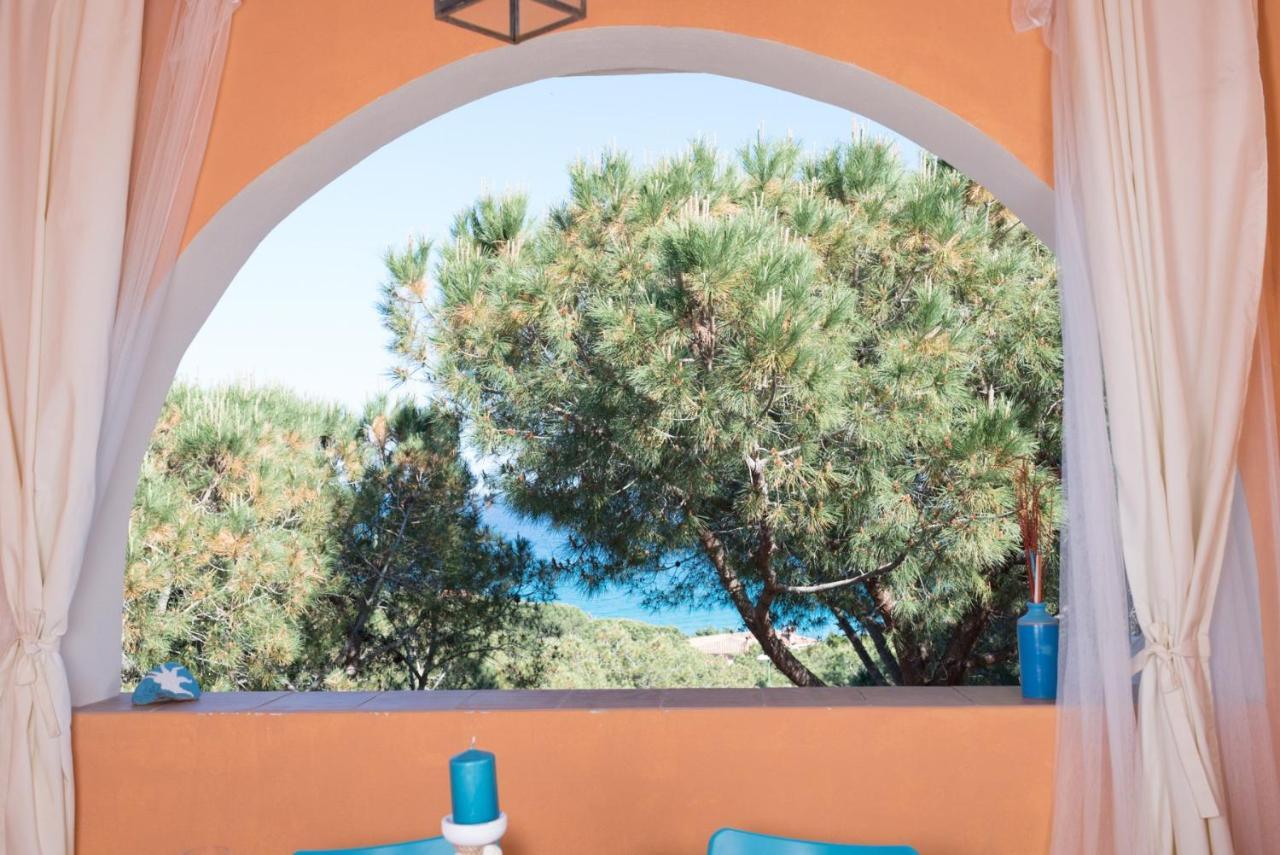 Dommos - Sunrise Apartments Cala Liberotto Exterior photo